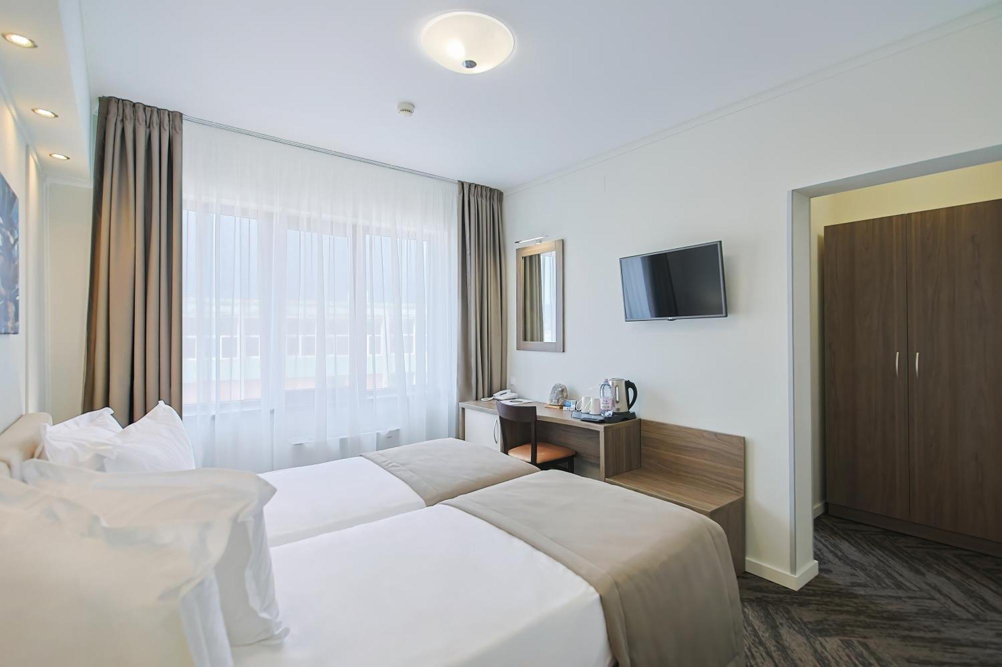 Potaissa Hotel Turda Exterior photo