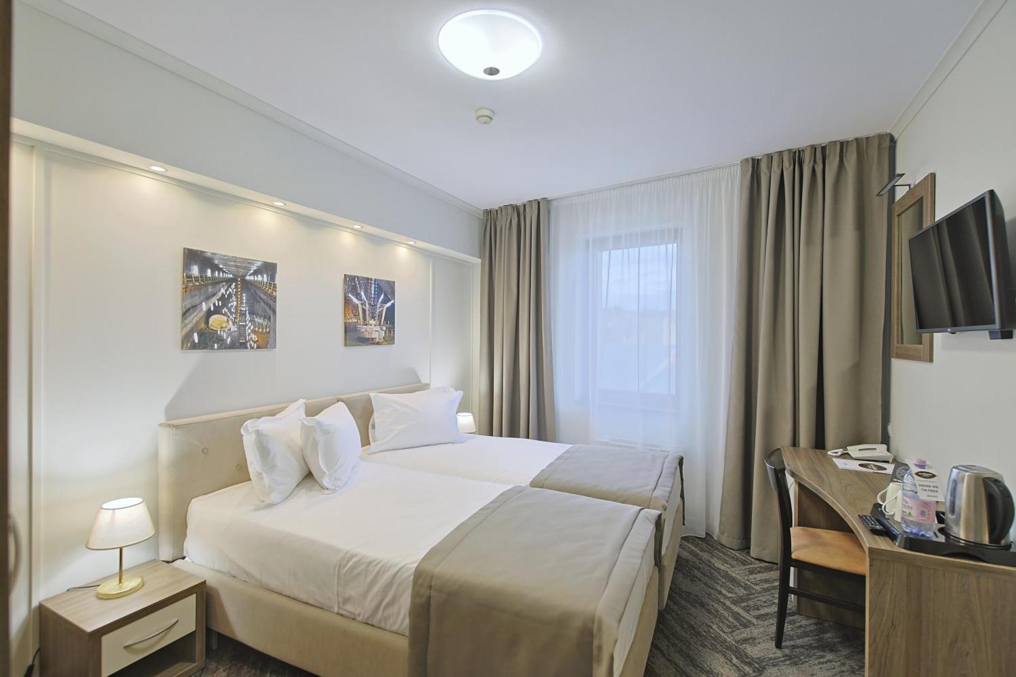 Potaissa Hotel Turda Exterior photo