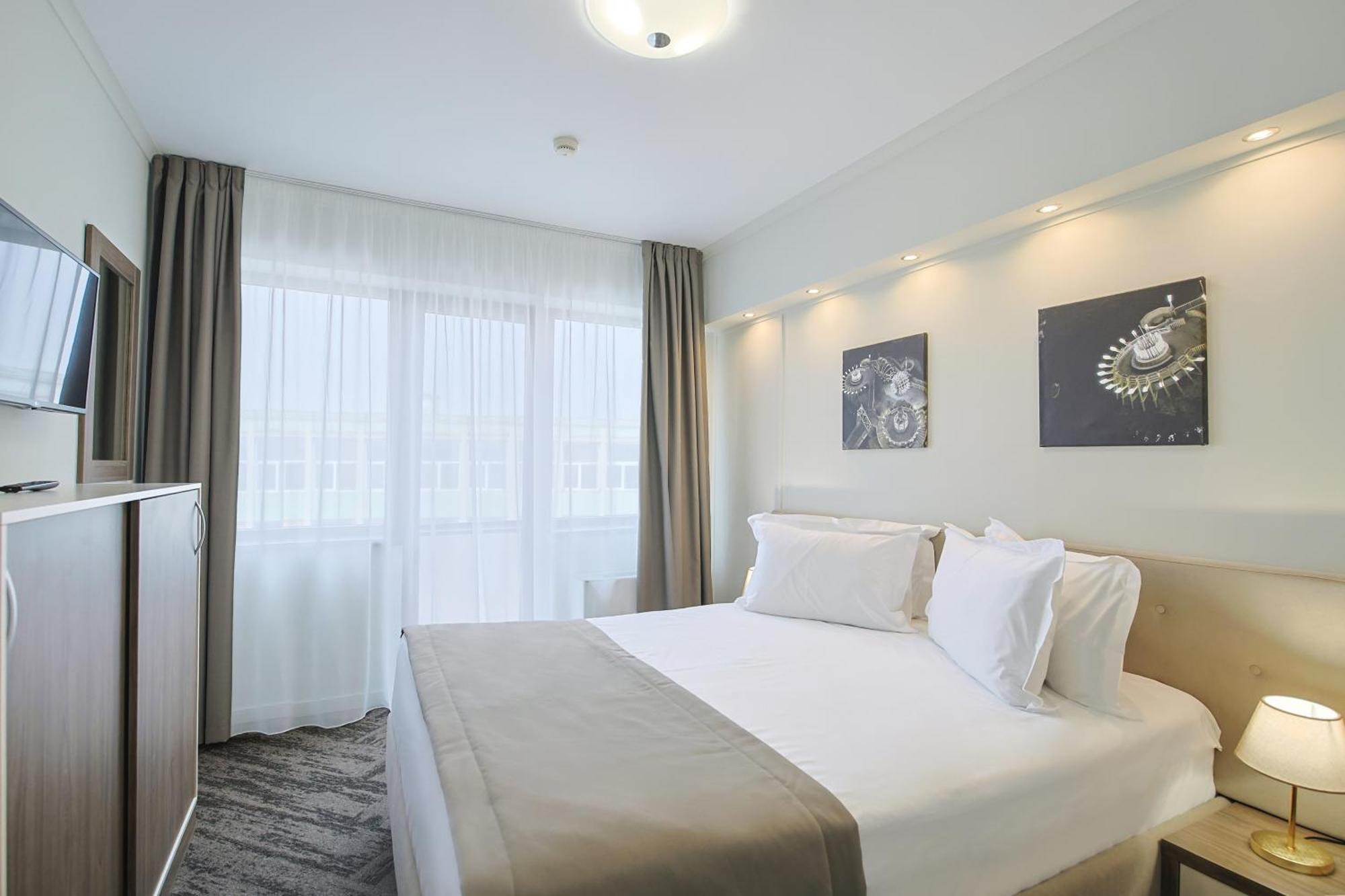 Potaissa Hotel Turda Exterior photo
