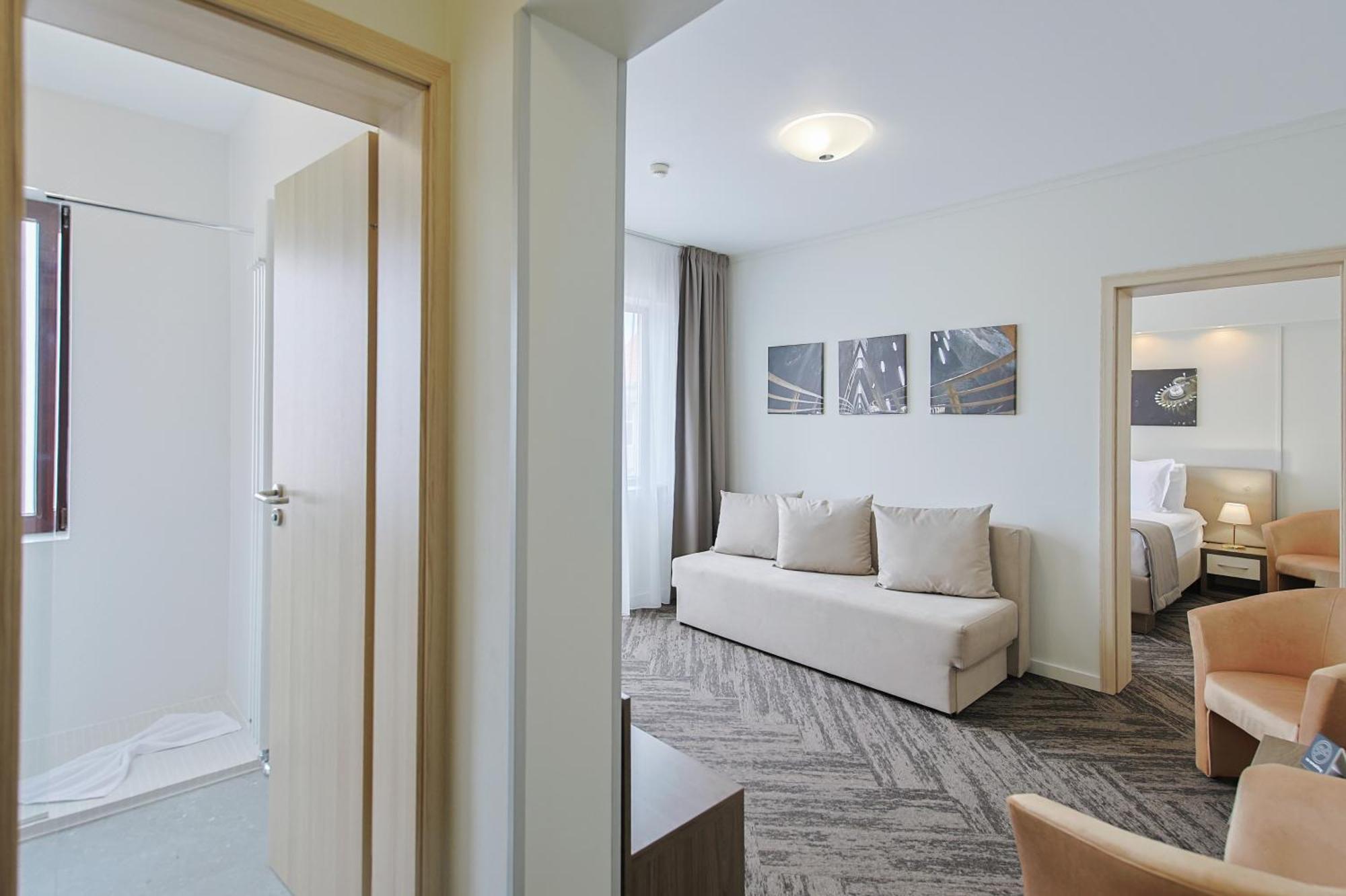 Potaissa Hotel Turda Exterior photo